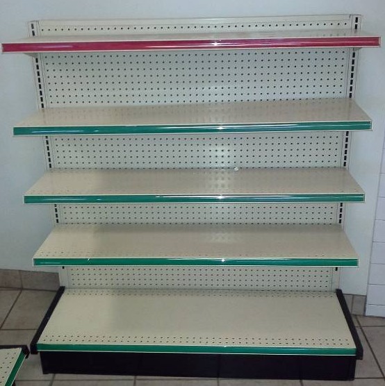 lot 8 image: Retail Shelf Racking