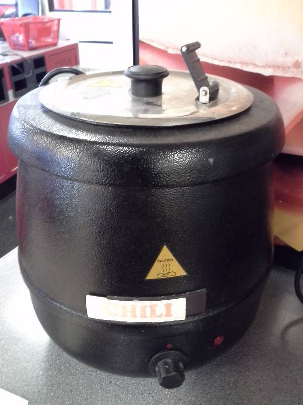 lot 13 image: Soup KettleWarmer