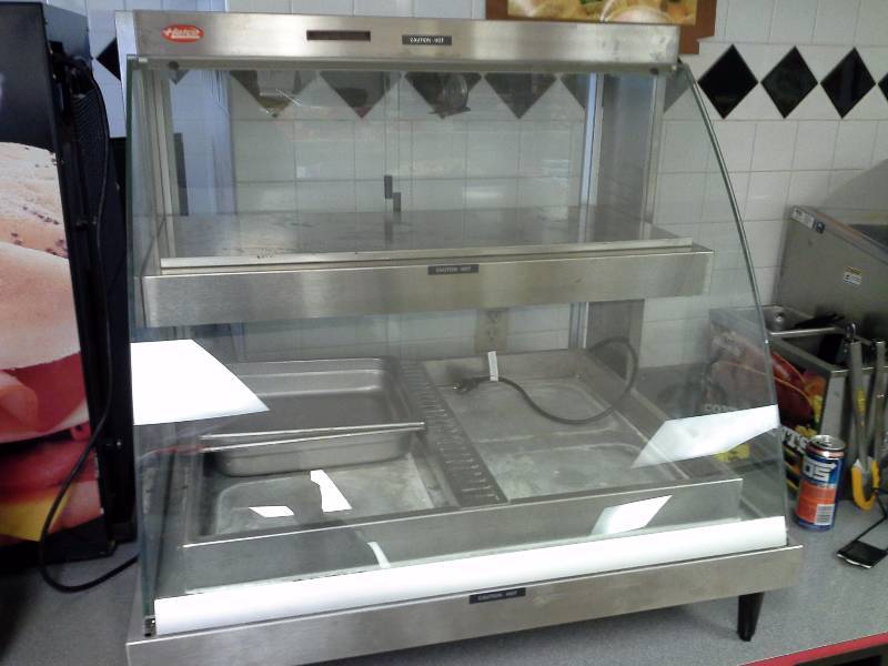 lot 14 image: Hatco Hot Food Display