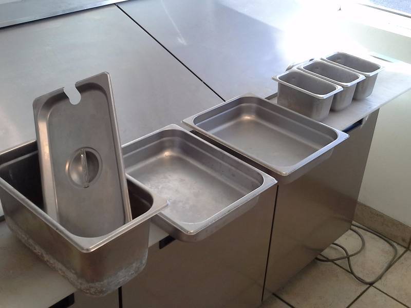 lot 71 image: Lot of (6) Stainless Steel NSF pans