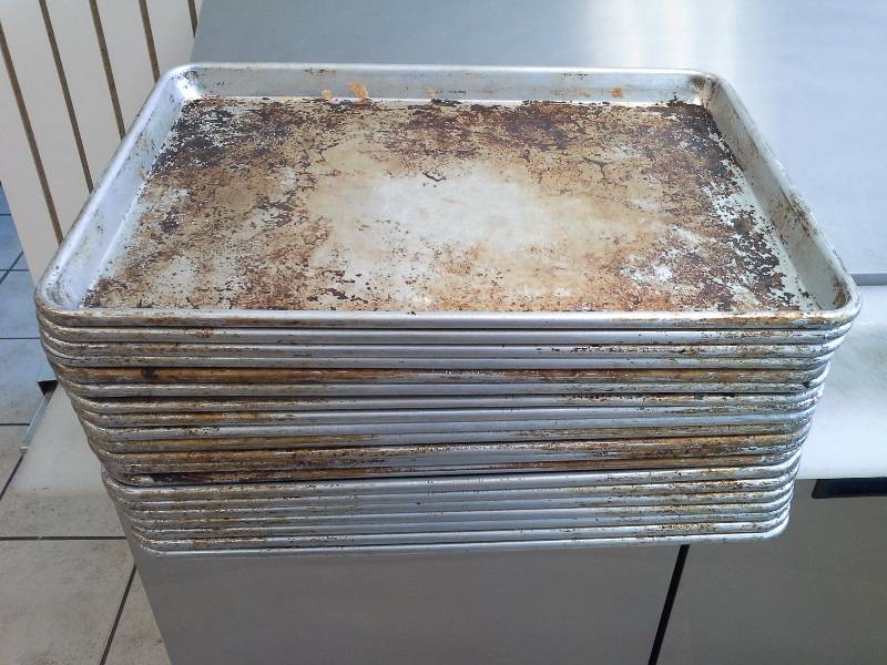 lot 77 image: Lot of (20) Sheet Pans