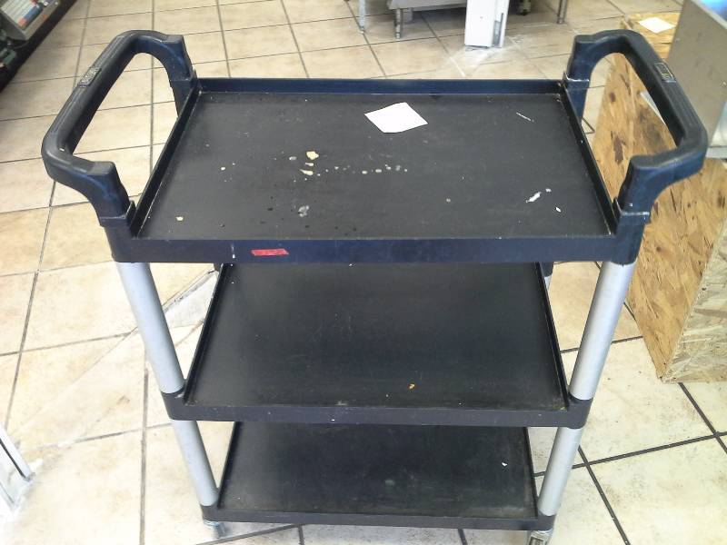 lot 86 image: Cambro Utility Cart