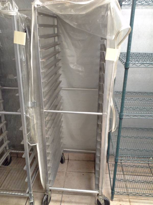 lot 100 image: Sheet Pan Rack