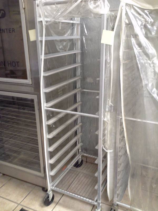 lot 101 image: Sheet Pan Rack