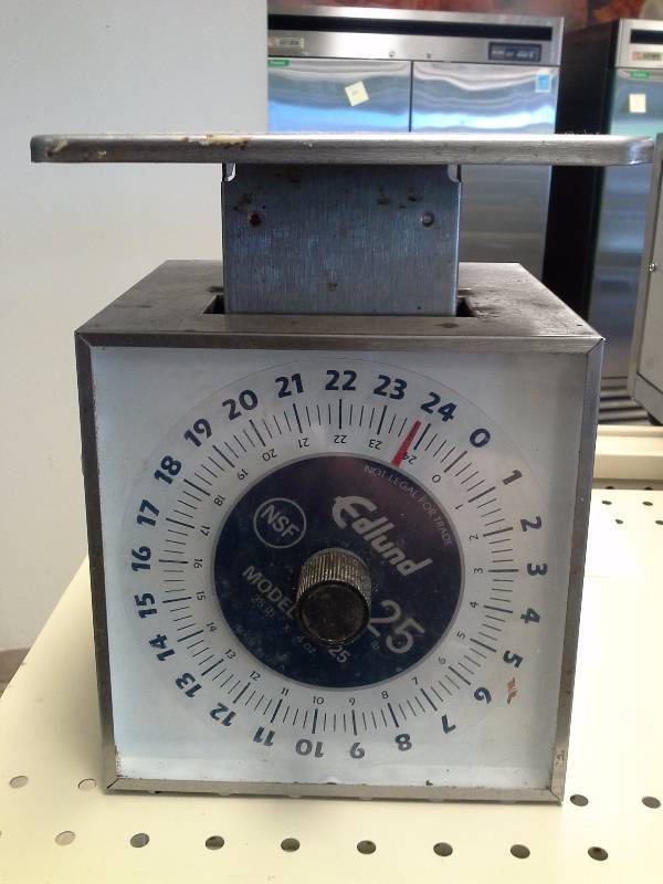 lot 106 image: Edlund NSF Food Scale