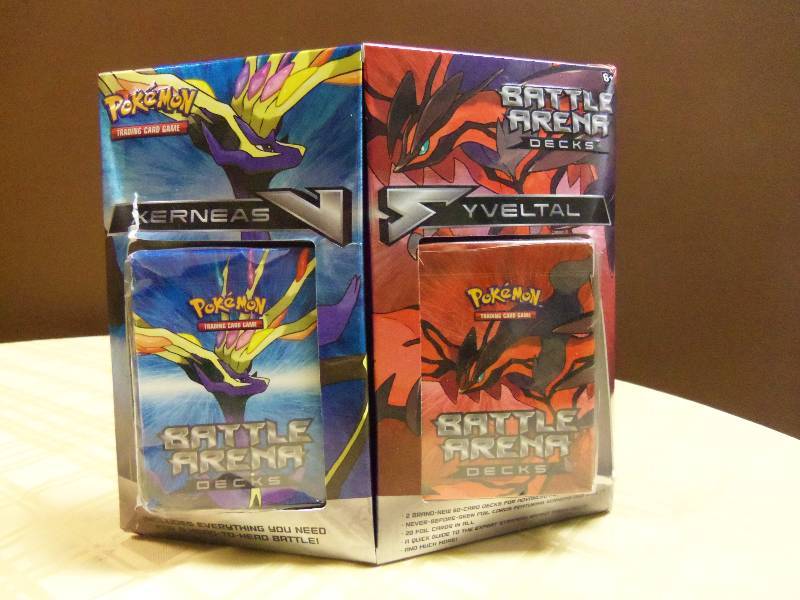lot 27 image: Pokmon Decks