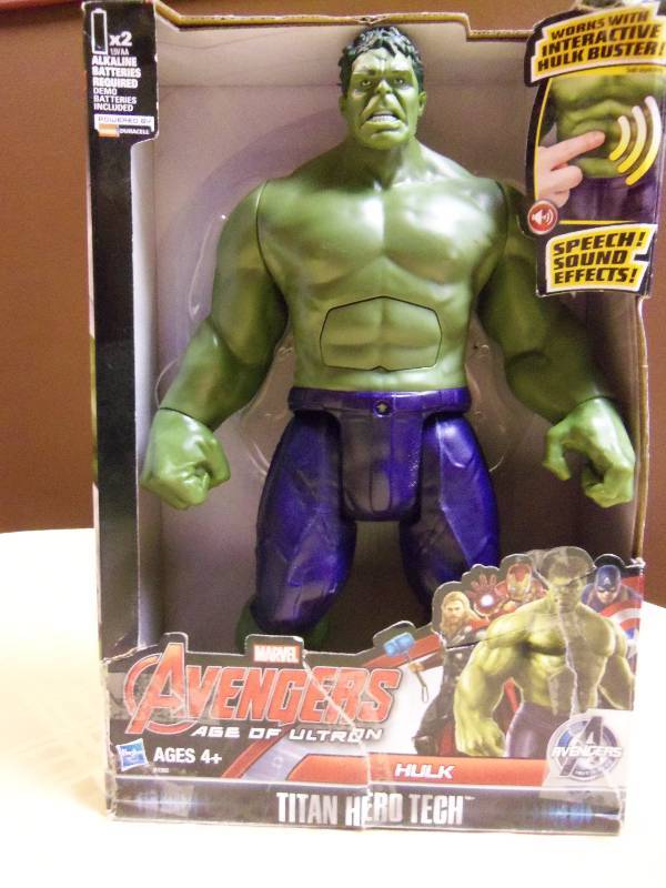 lot 29 image: Avengers Age of Ultron Hulk