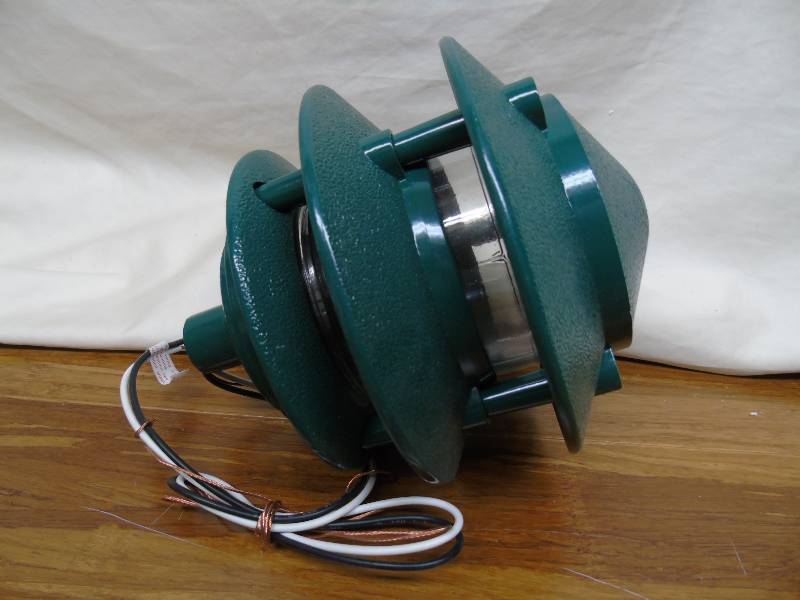 lot 1 image: Green 120v Line Voltage 100W Pagoda-Style Three-Tier Solid Aluminum Path Lights (Set of 3)
