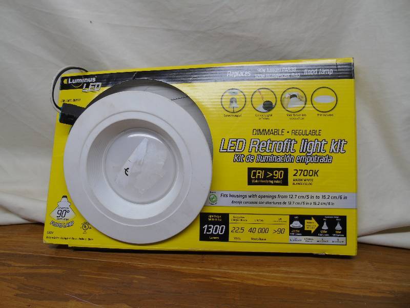 lot 26 image: LED Retrofit Light Kit