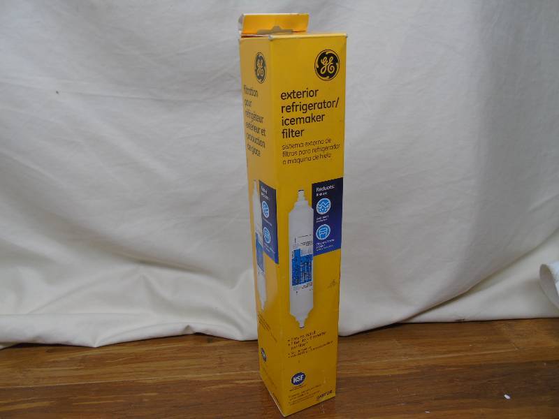 lot 44 image: GE exterior refrigeratoricemaker filter