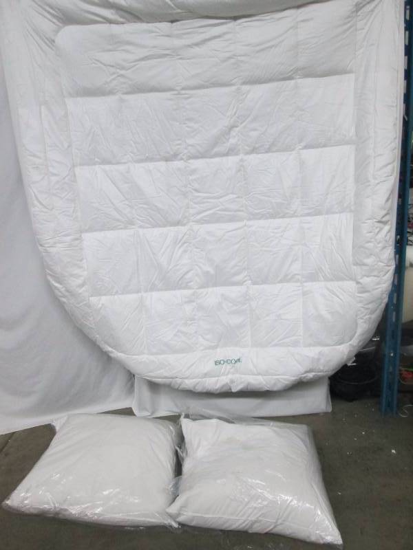IsoCool Mattress Pad and Pillows - Queen