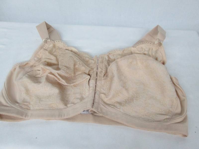 Glamorise Soft Shoulders T-Back Front-Close Bra