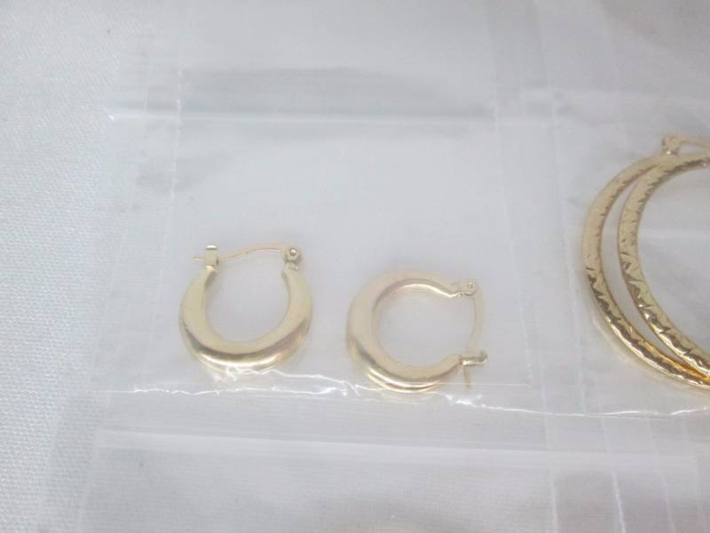 10 Pair Goldtone Hoop Earrings Set