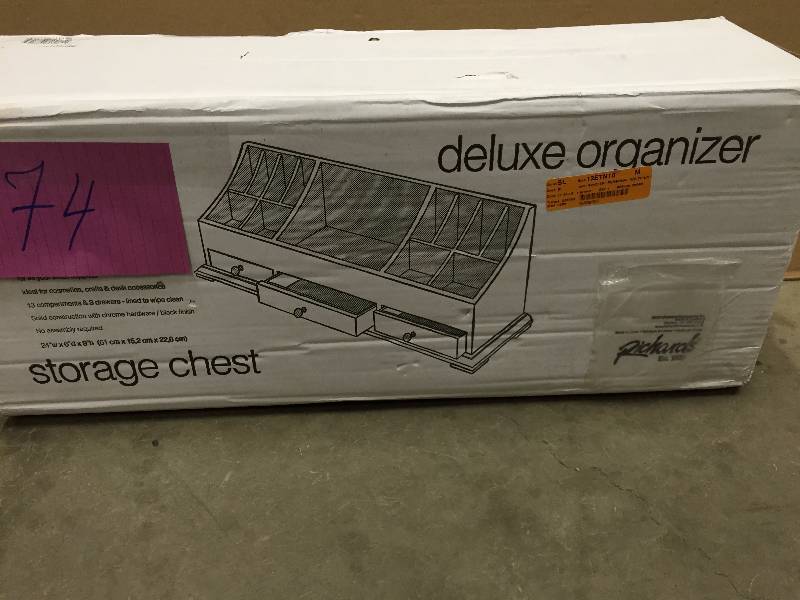 lot 74 image: Deluxe Organizer