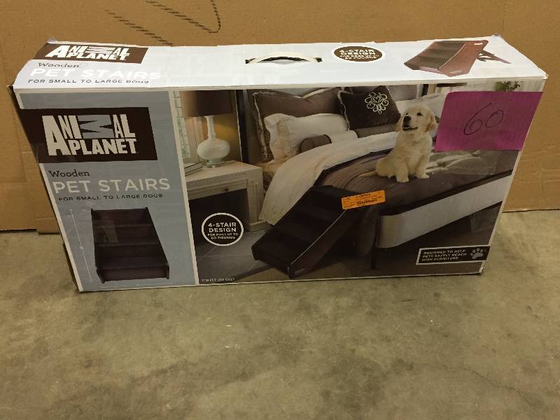 lot 60 image: Animal Planet Pet Stairs