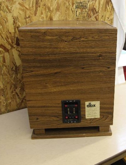 lot 10 image: End Table Sub Woofer