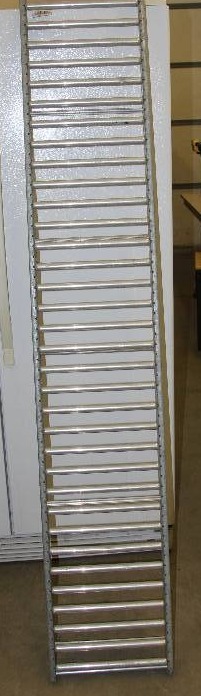 lot 3 image: Metal roller system