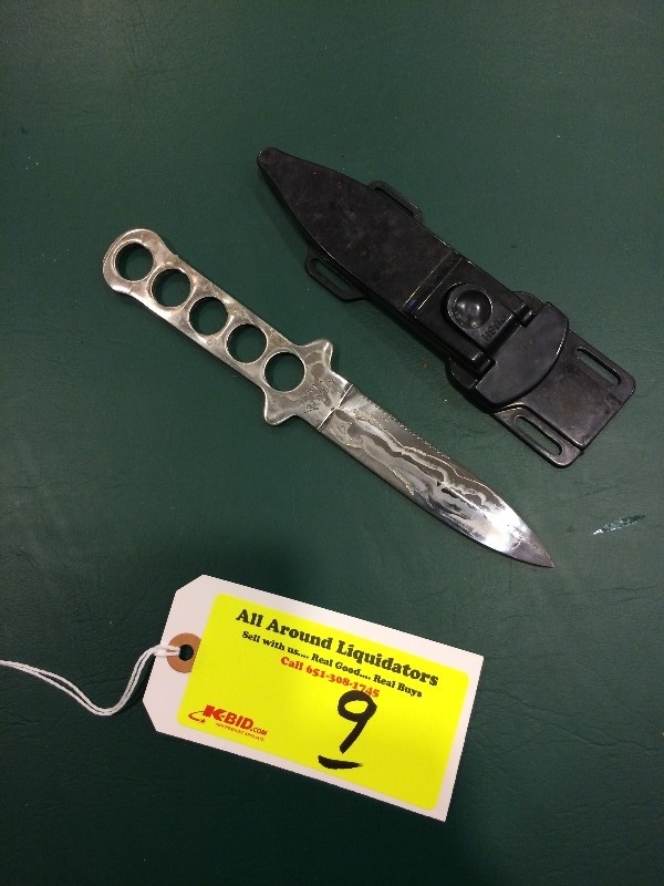 Collectors Stainless Steel Knife