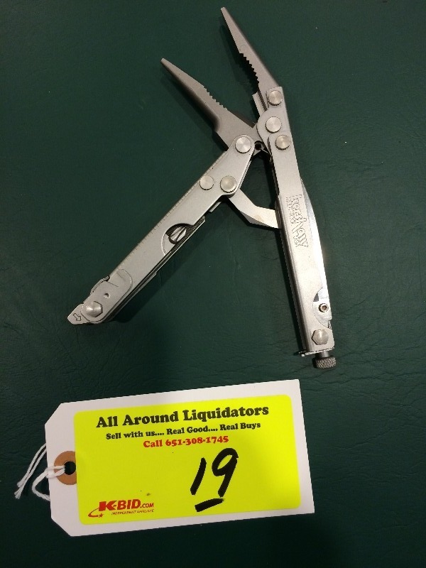 Kershaw Multi-tool  vise grip  with case