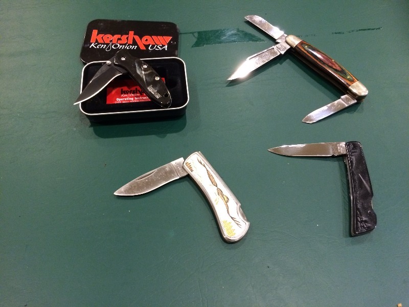 Collectors folding knives - lot of 4