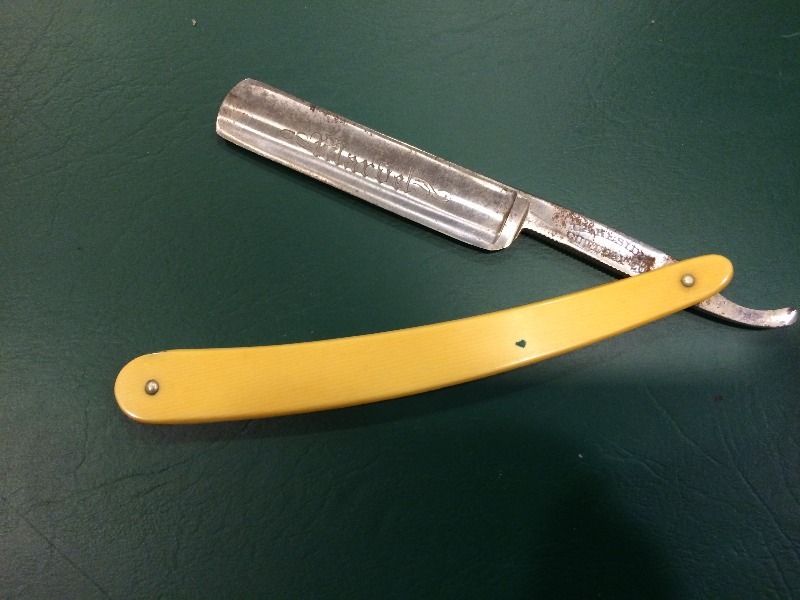 Vintage Shaving Razor