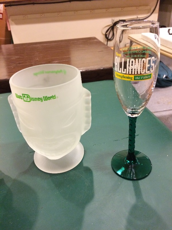 Collectors Mugs and Glasses  Lot of 5