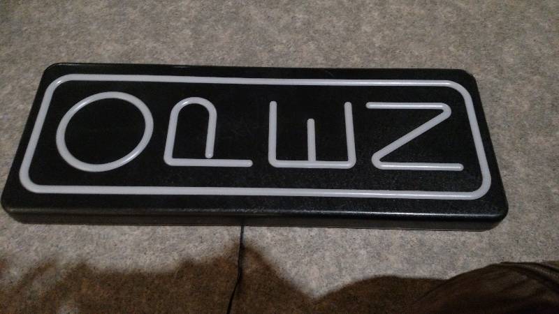 lot 10 image: Fallon Open Sign, 10 x 26, Works...