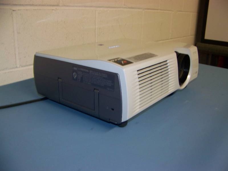 lot 18 image: Sony, VPL-PX41, LCD Projector