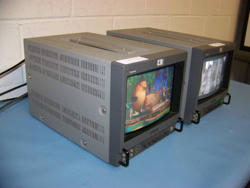lot 75 image: (2) 8, Sony Trinitron, Color Video Monitors