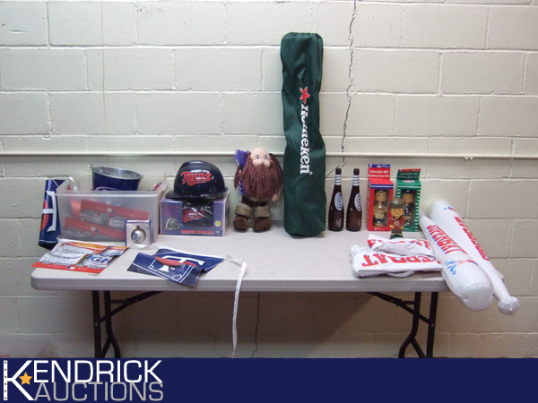 Lot of New Twins etc. Sports Memorabilia