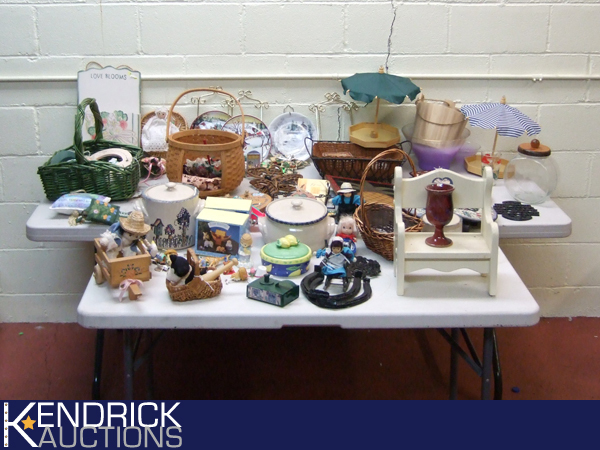 Large Lot of Various New Home Decor Items