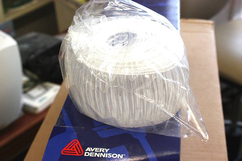 2.3�� Avery Dennison Tach It Barbs, 3 cases
