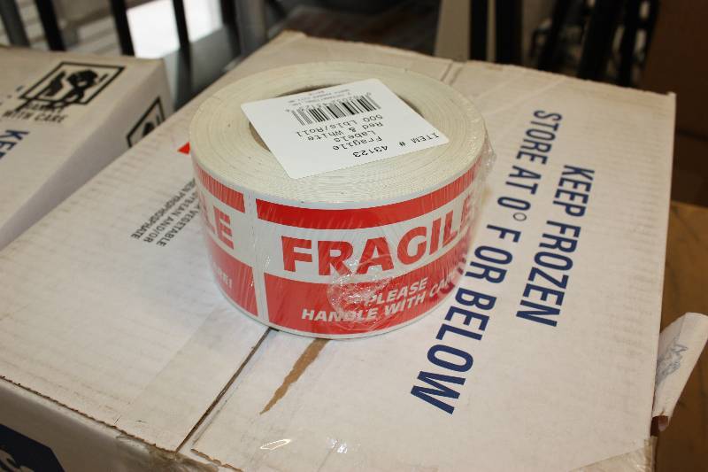 30 rolls of Fragile Labels