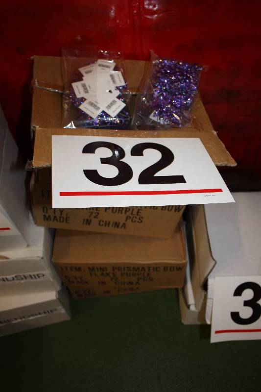 4 Cases of Mini Prismatic Bows, purple flake