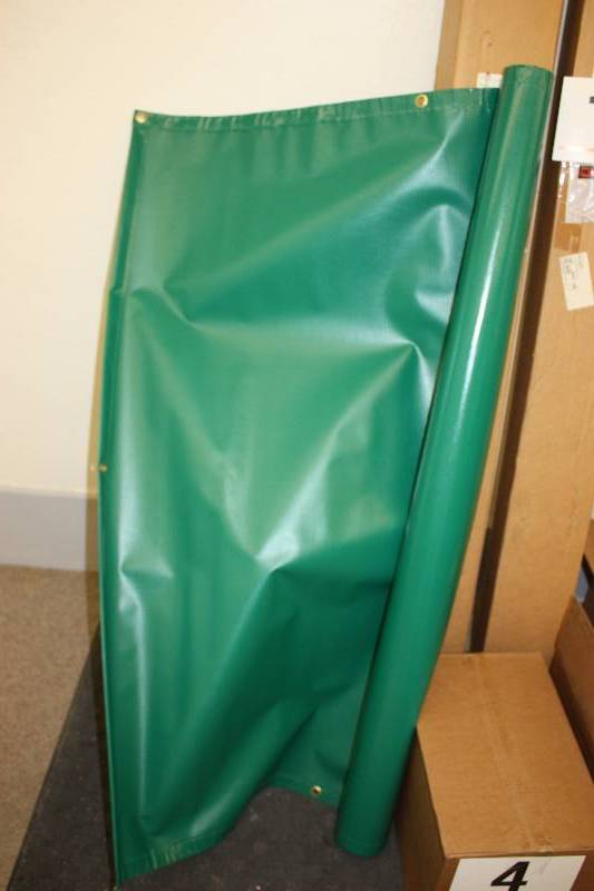 8 Green Vinyl 8 Banners