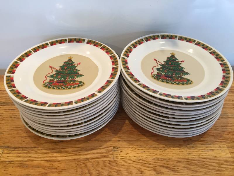 Lot of Christmsa Salad Plates