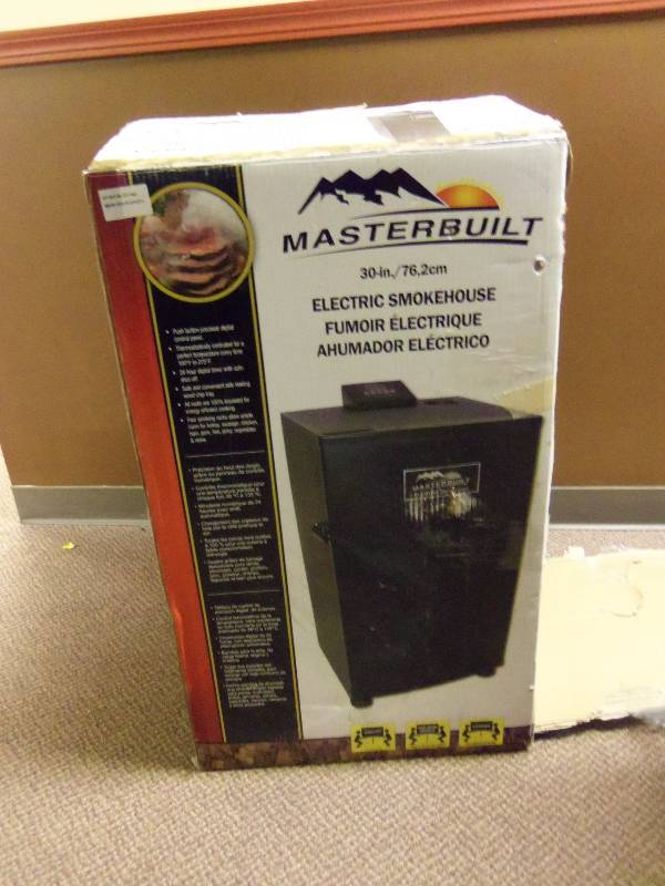 Masterbuilt Electric Smoker