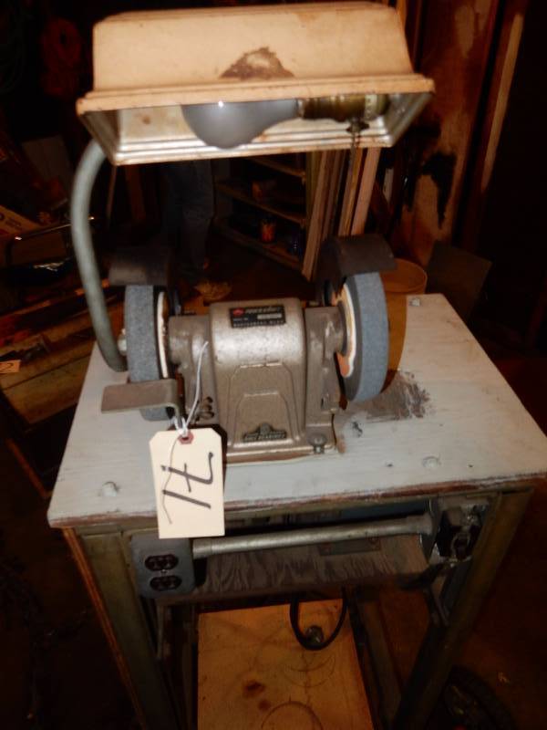 Power Kraft Grinder.. Standing light  included