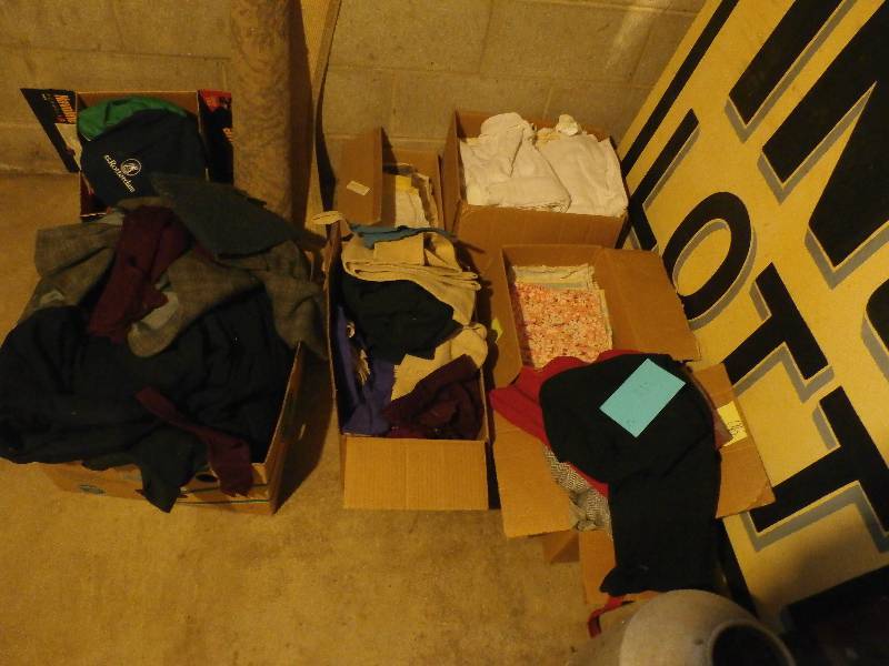 large lot of fabriczippers