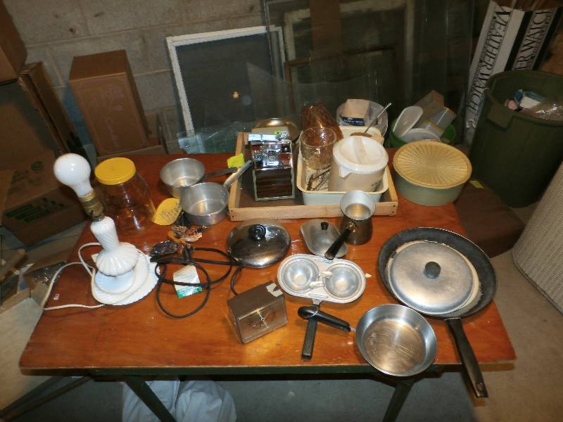 cookware,lamp,etc.