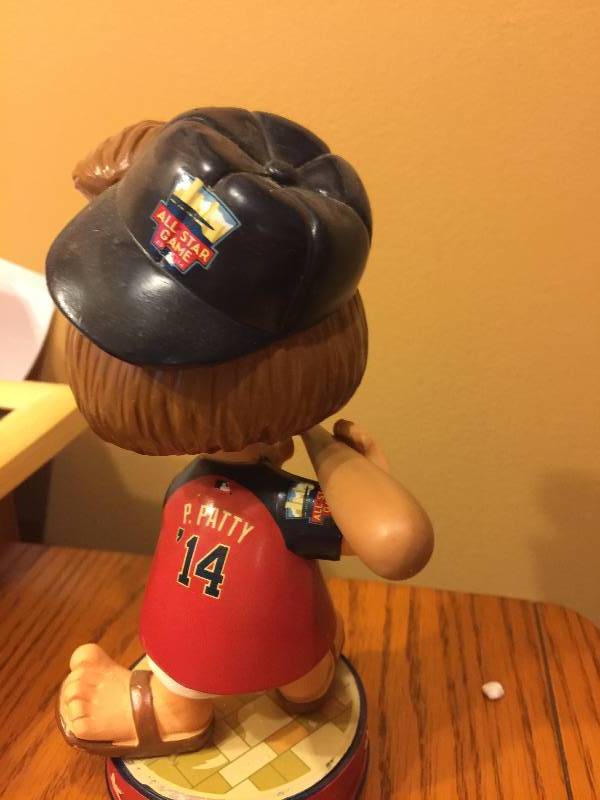 lot 81 image: Peppermint Patty MLB Bobblehead