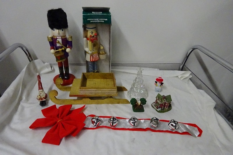 Misc Christmas lot