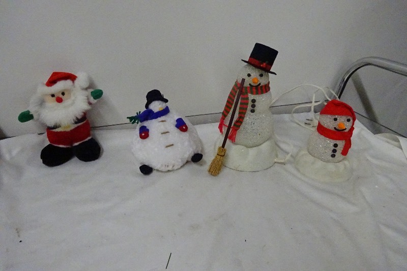Light up snowman lot of 2