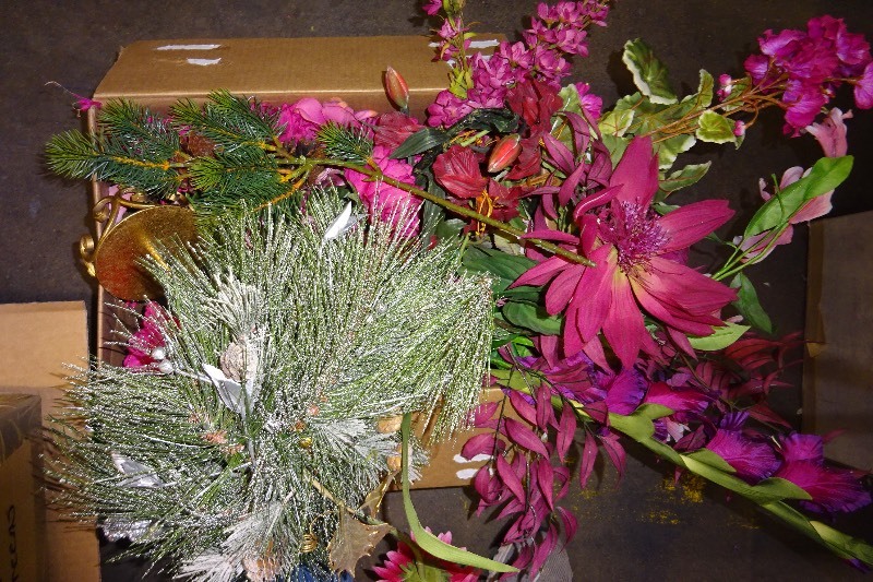 Box of silk Floral
