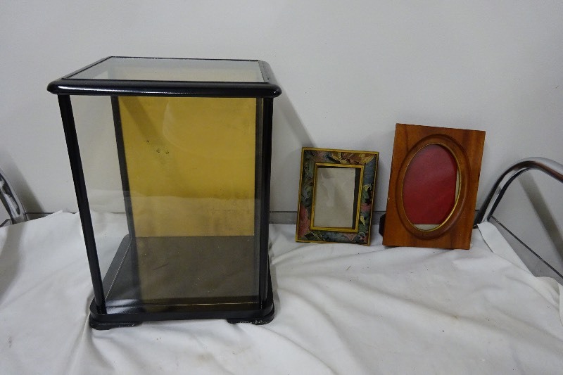 Picture frames