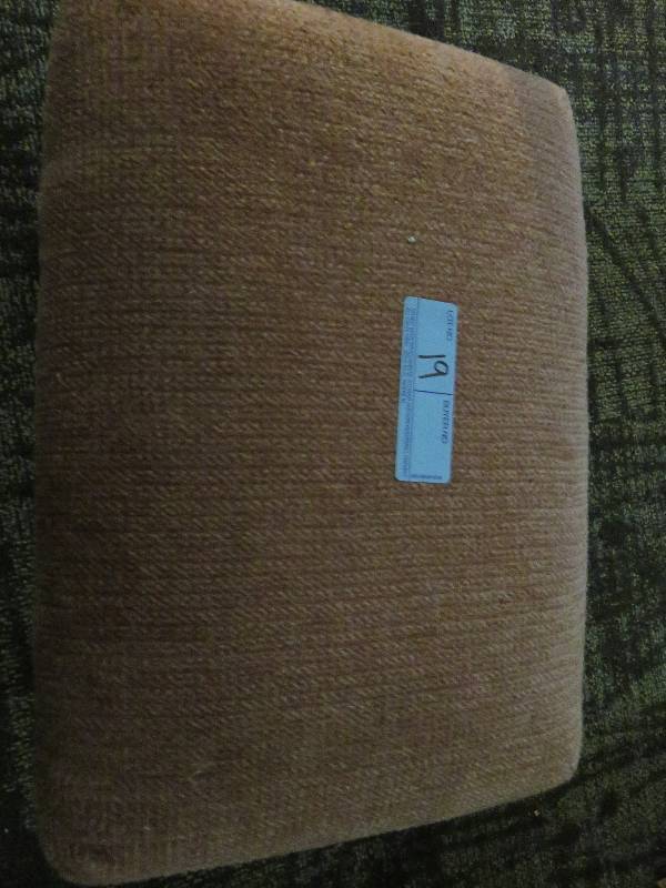 lot 19 image: Small foot stool