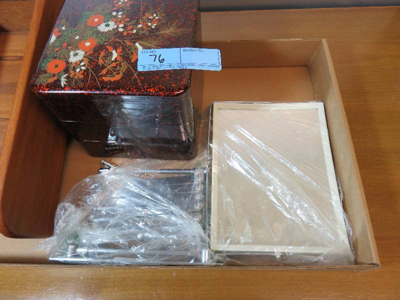 lot 76 image: 2 Storage Containers and MakeupShaving Mirror