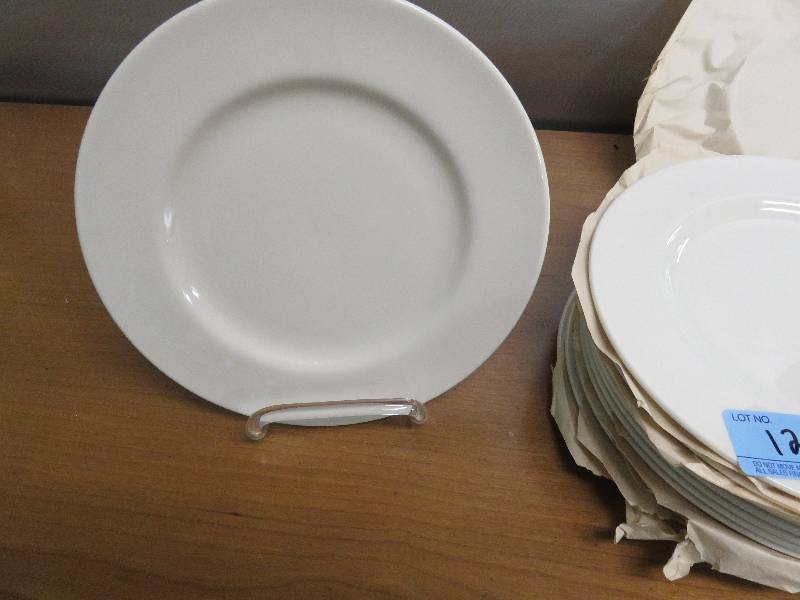lot 124 image: 12 Small White Plates