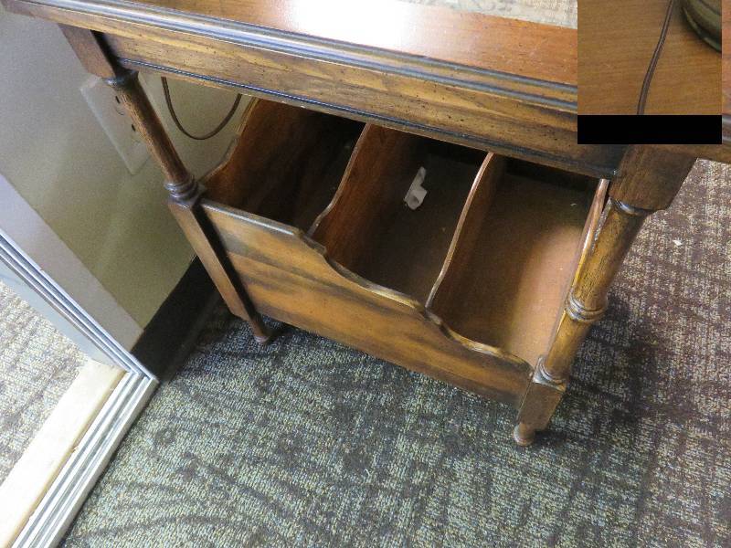 lot 154 image: Coffee TableMagazine Rack WLamp