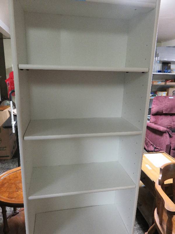 lot 197 image: Tall White Shelf